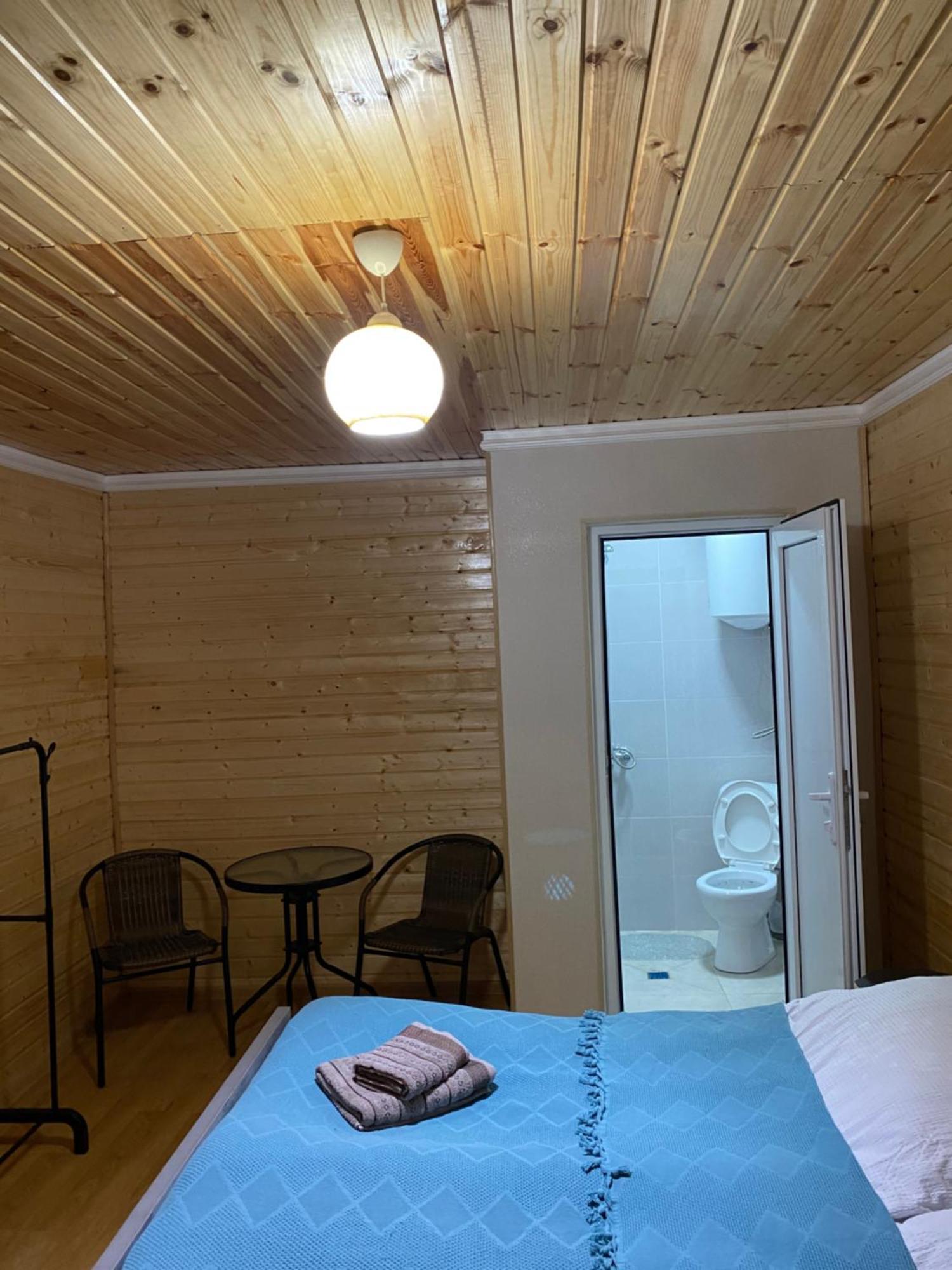 Guesthouse Nene Mestia Extérieur photo